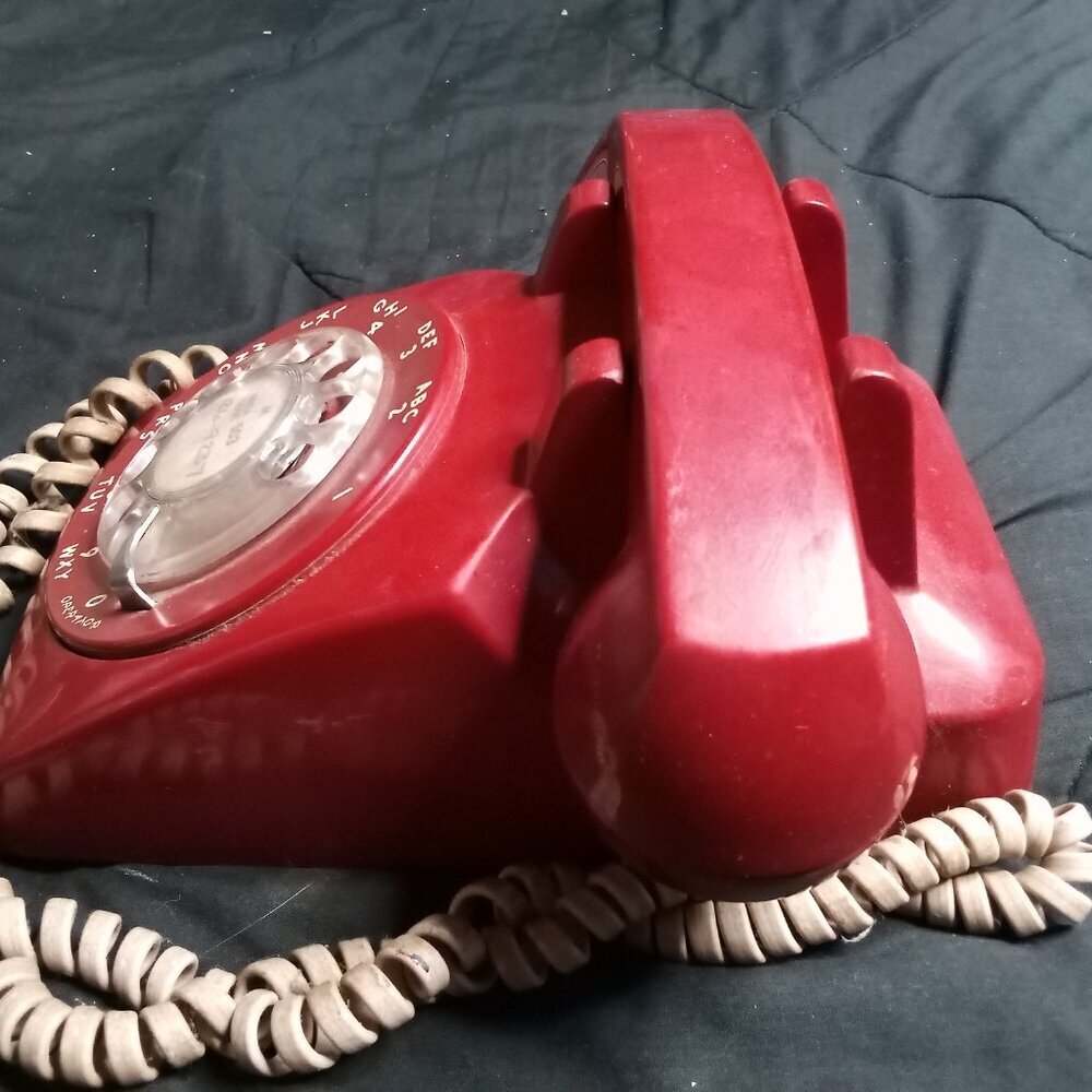 Vintage Western Electric Bell System Dial Phone Rotary Red - Picture 3 of 4